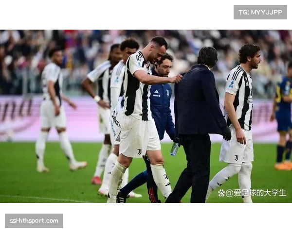 尤文防线频现失误,连续失球成争冠障碍 尤文防线频现失误,连续失球成争冠障碍