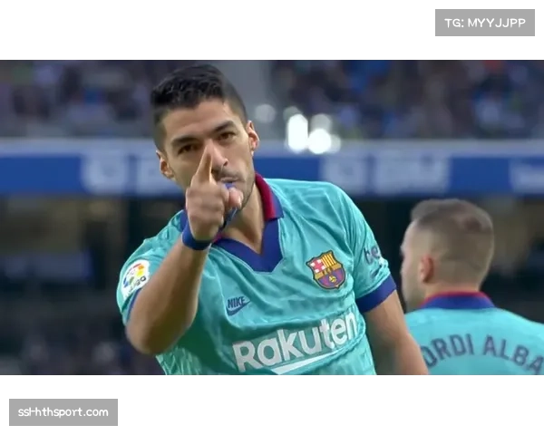 奥亚萨瓦尔点球命中，皇家社会短暂扳平皇马