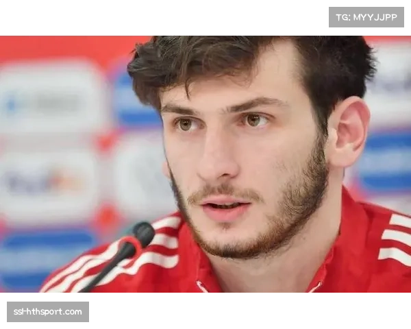 那不勒斯2-1力克博洛尼亚，克瓦拉茨赫利亚传射建功