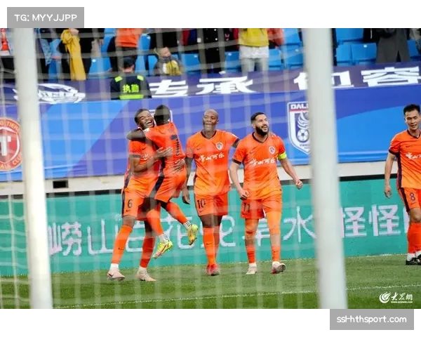 青岛海牛1-0小胜河南队，主场取得赛季首胜